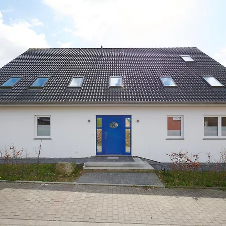 Art-partments Surflounge Apartment *